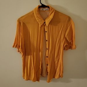 cute yellow button up!